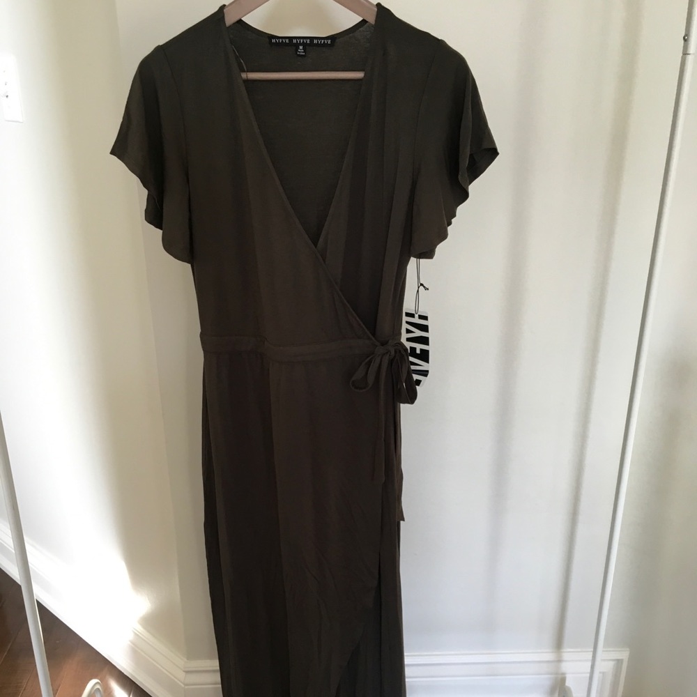 Women’s dress